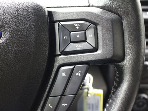 Used 2017 Ford F150 XLT w/ Equipment Group 302A Luxury AWD/4WD image 12