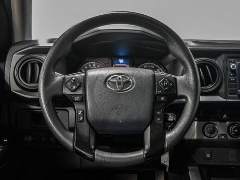 Used 2018 Toyota Tacoma SR w/ SR Convenience Package AWD/4WD image 15