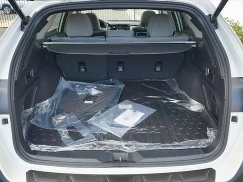 Certified 2025 Subaru Outback Premium AWD/4WD image 10