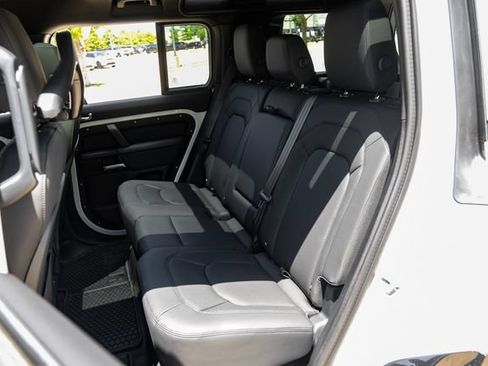 New 2026 Land Rover Defender 110 X-Dynamic SE AWD/4WD image 49