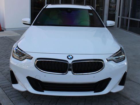 Used 2024 BMW 230i Coupe w/ Premium Package image 6