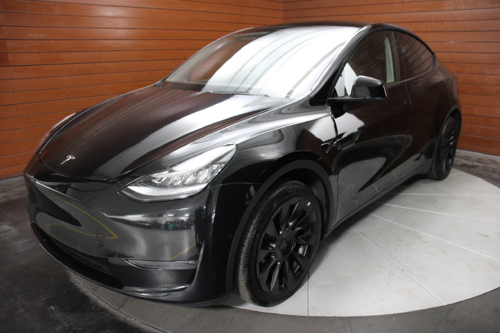 Used 2021 Tesla Model Y Long Range AWD/4WD image 3
