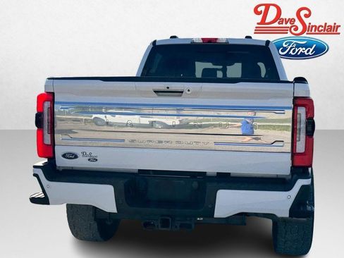 Used 2023 Ford F350 Platinum image 8