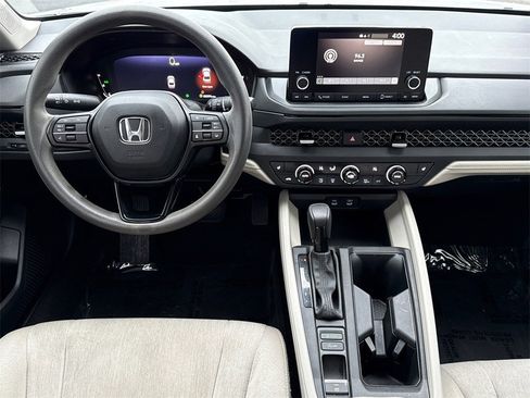 Certified 2023 Honda Accord EX image 15