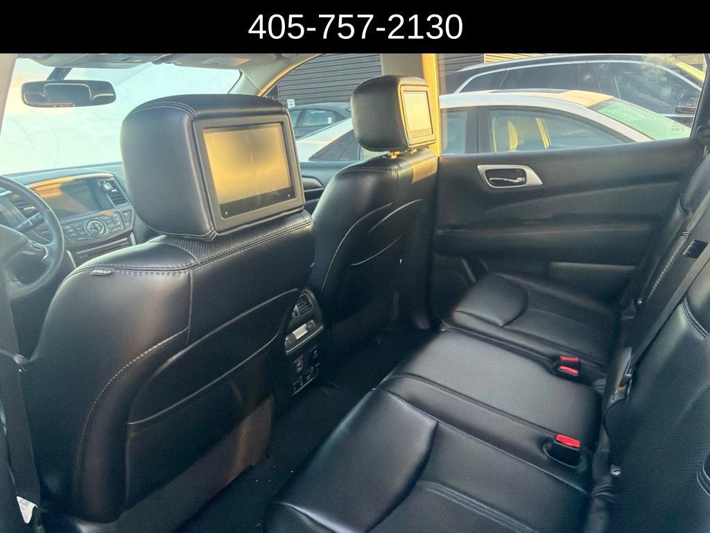 Used 2018 Nissan Pathfinder Platinum AWD/4WD image 5