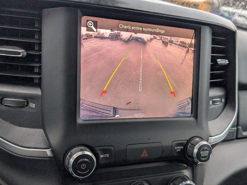 Used 2019 RAM 1500 Big Horn image 11