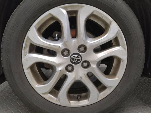 Used 2018 Toyota Yaris iA image 31
