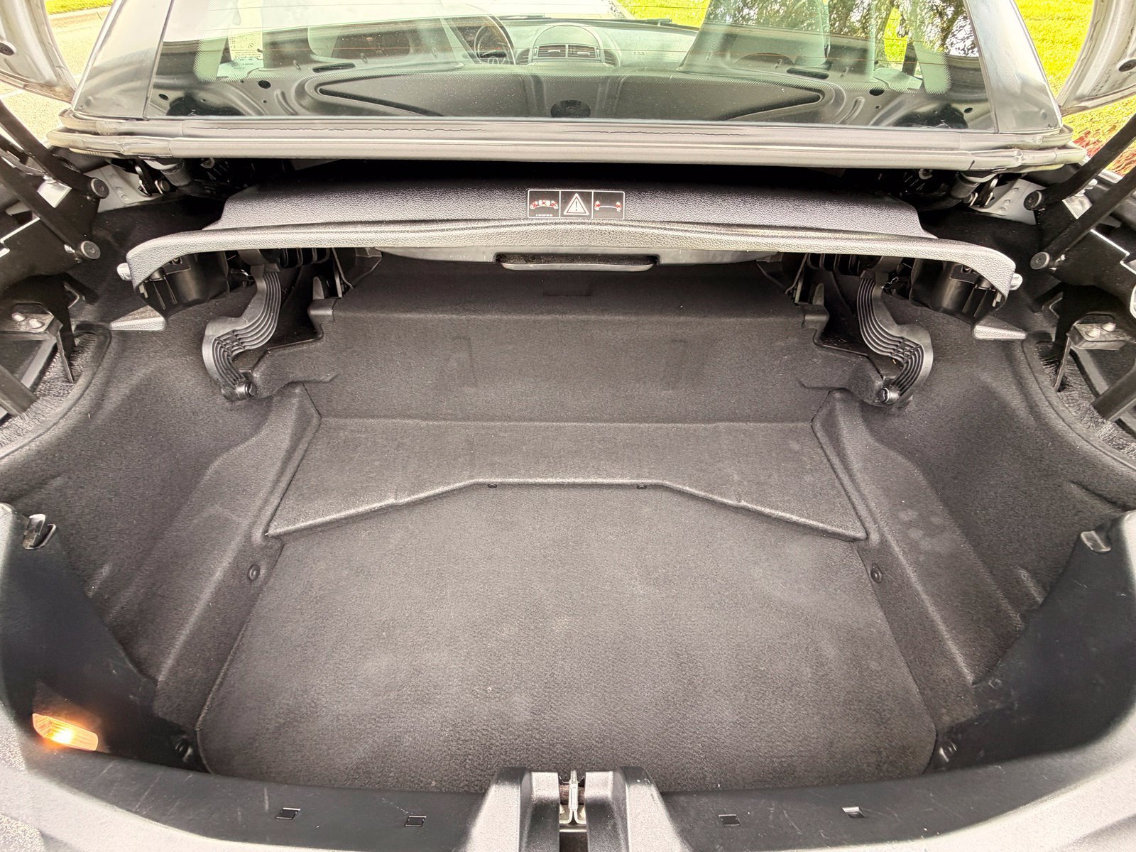 Used 2010 Mercedes-Benz SLK 350 image 11