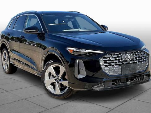 New 2025 Audi Q5 Premium Plus image 2