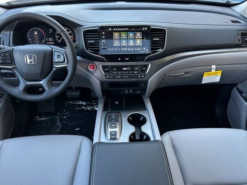 New 2026 Honda Ridgeline RTL image 14