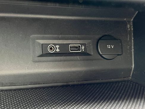 Used 2018 Volkswagen Atlas SEL AWD/4WD image 33