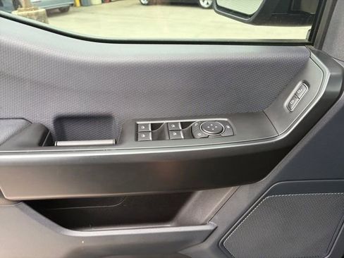 Used 2022 Ford F150 XL w/ STX Appearance Package RWD image 4