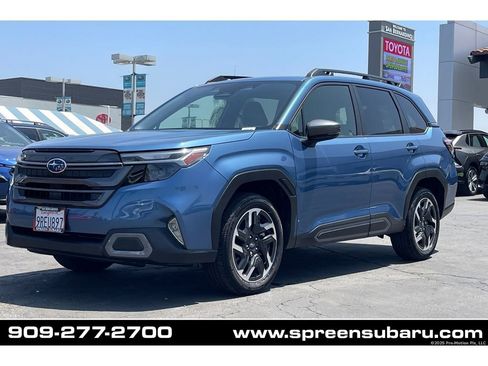 Used 2025 Subaru Forester Limited image 1