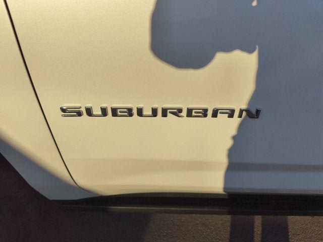 Used 2024 Chevrolet Suburban High Country AWD/4WD image 30