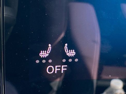 Used 2022 Volkswagen ID.4 Pro S w/ Gradient Package image 15