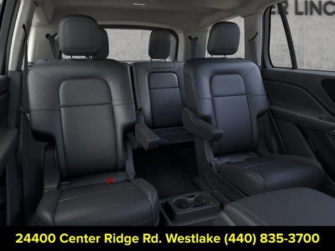 New 2026 Lincoln Aviator AWD image 11