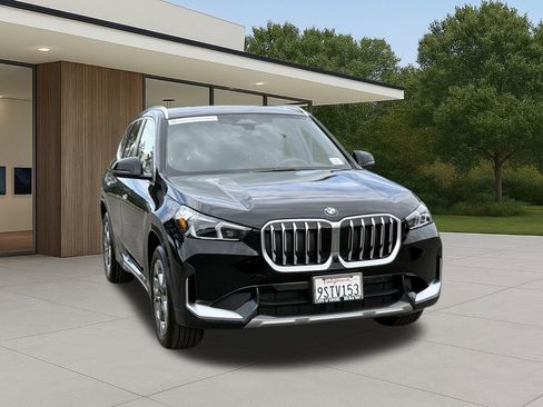 Used 2025 BMW X1 xDrive28i w/ Technology Package image 5