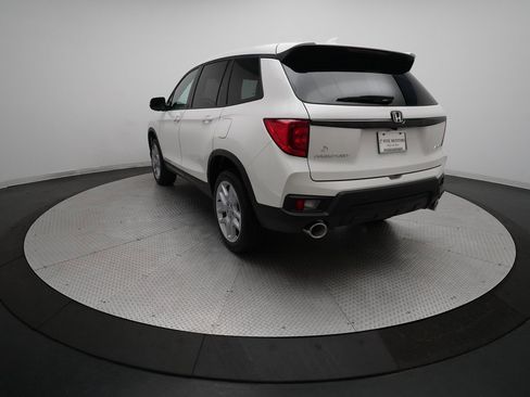 Used 2025 Honda Passport EX-L image 35