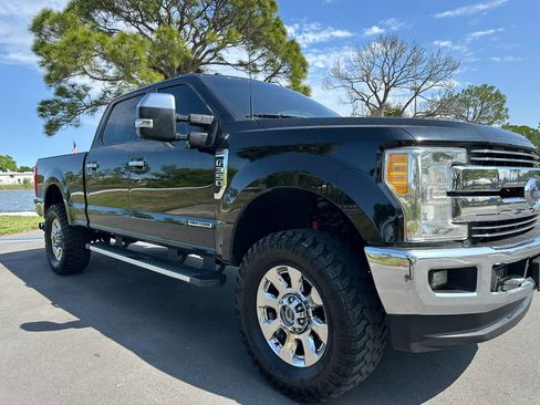 Used 2017 Ford F350 Lariat w/ Tow Technology Bundle image 2