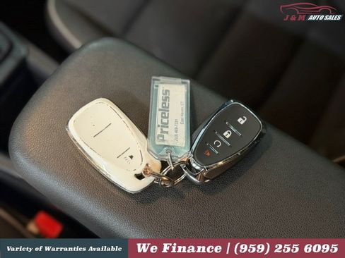 Used 2022 Chevrolet TrailBlazer RS AWD/4WD image 33