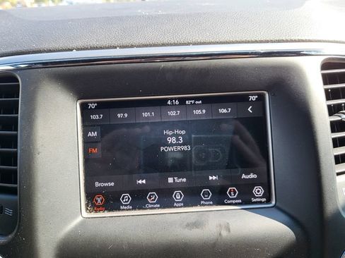 Used 2018 Jeep Grand Cherokee Laredo RWD image 30