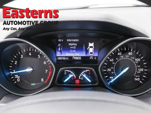 Used 2019 Ford Escape SE FWD image 18