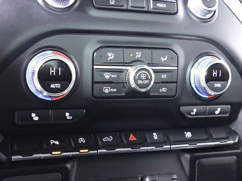 Used 2022 GMC Sierra 1500 Elevation w/ Driver Alert Package I AWD/4WD image 22