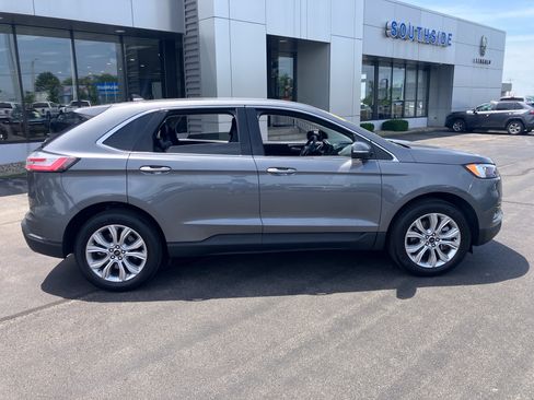 Certified 2024 Ford Edge Titanium AWD/4WD image 8