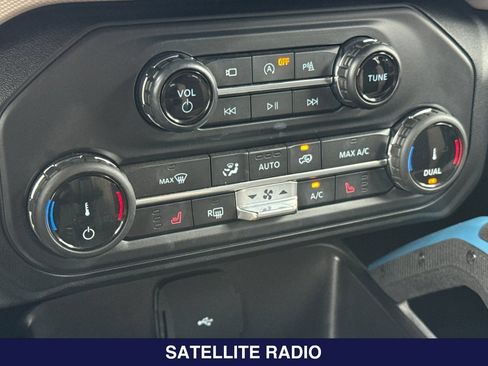 Used 2022 Ford Bronco Wildtrak AWD/4WD image 22