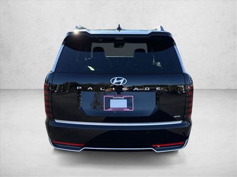 Certified 2026 Hyundai Palisade Calligraphy AWD/4WD image 8