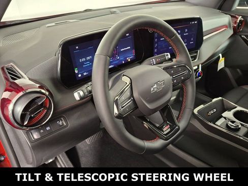 Used 2025 Chevrolet Equinox RS w/ Safety and Technology Package image 11