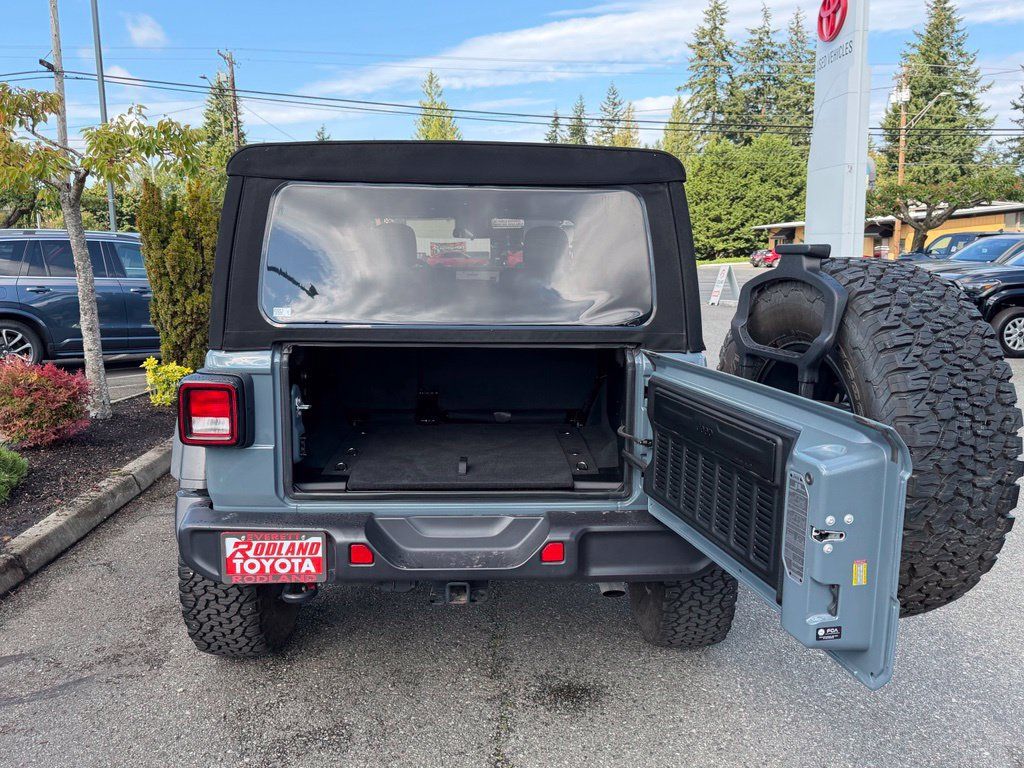 Used 2024 Jeep Wrangler Unlimited Sport AWD/4WD image 10