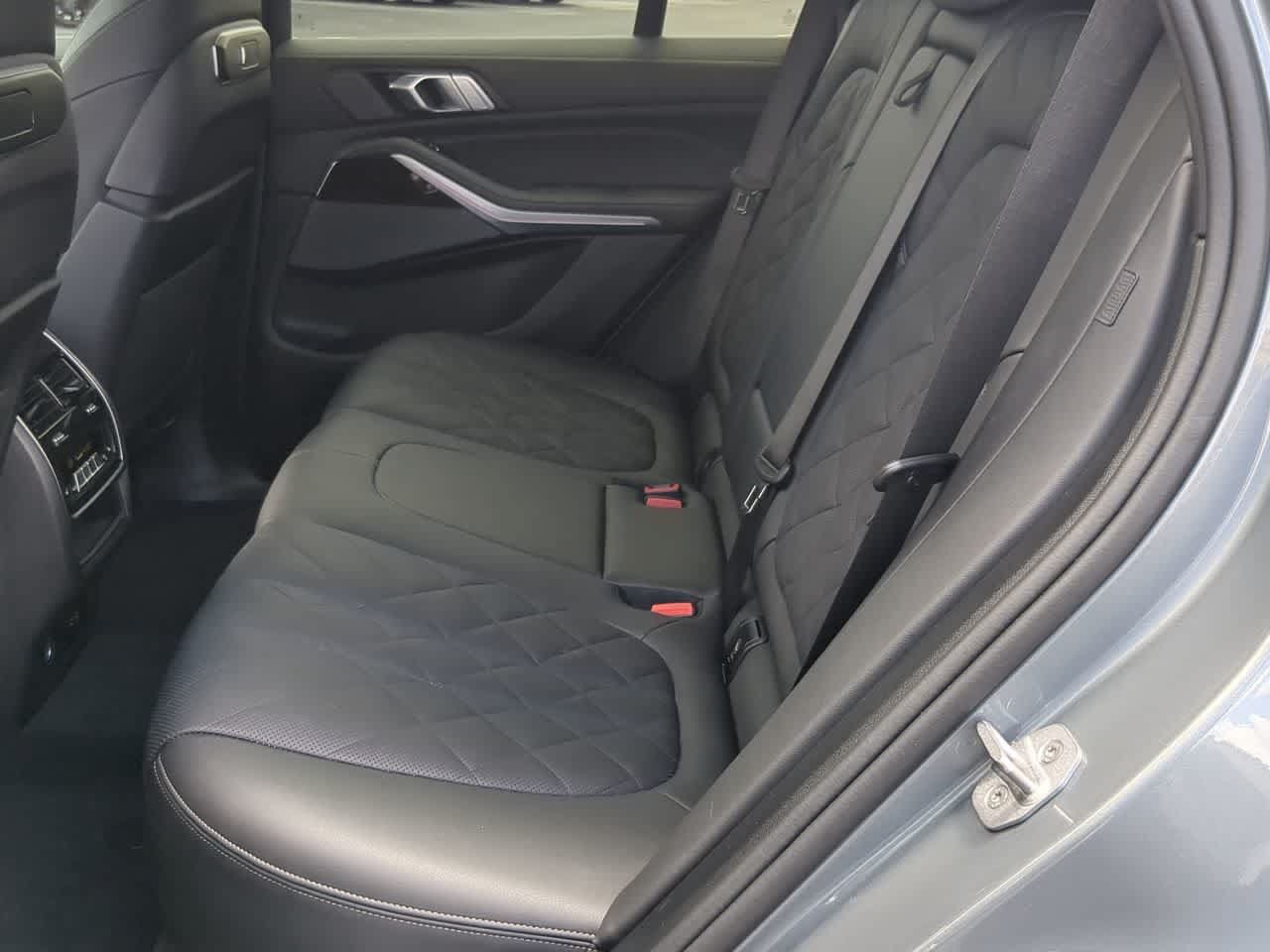 Used 2024 BMW X5 xDrive50e AWD/4WD image 20