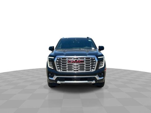 Used 2026 GMC Yukon XL Denali w/ Sun & Power Step Package AWD/4WD image 3