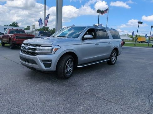 Used 2022 Ford Expedition Max Limited AWD/4WD image 5