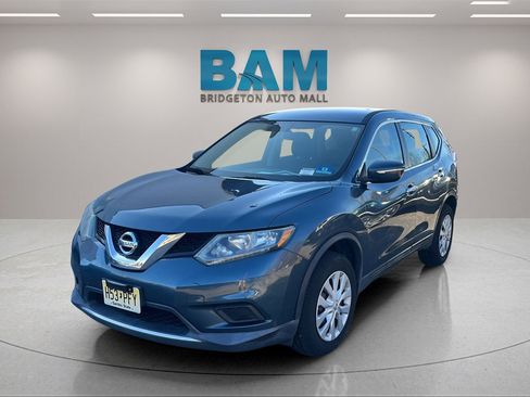 Used 2014 Nissan Rogue S image 3