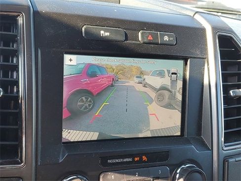 Used 2018 Ford F150 XLT w/ Equipment Group 302A Luxury image 19