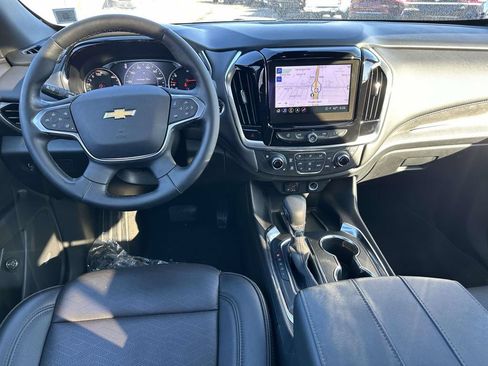 Used 2023 Chevrolet Traverse High Country AWD/4WD image 17