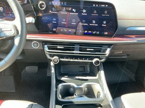 Certified 2026 Chevrolet Traverse RS w/ LPO, Floor Liner Package AWD/4WD image 14