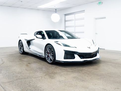 Used 2023 Chevrolet Corvette Z06 image 21