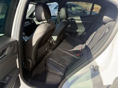 Used 2022 Alfa Romeo Stelvio Ti image 22
