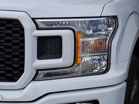 Used 2019 Ford F150 XL w/ Equipment Group 101A Mid AWD/4WD image 4
