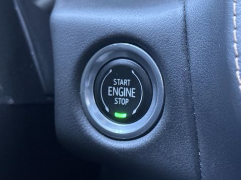 Used 2023 GMC Yukon XL AT4 w/ AT4 Premium Package image 30