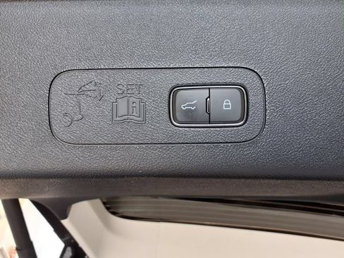 Used 2025 Lincoln Aviator Reserve w/ Equipment Group 201A AWD/4WD image 27