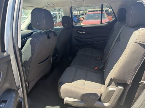 Used 2020 Chevrolet Traverse LS FWD image 17