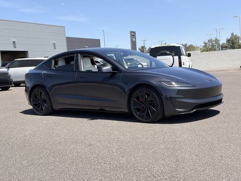 Used 2024 Tesla Model 3 Performance AWD/4WD image 4