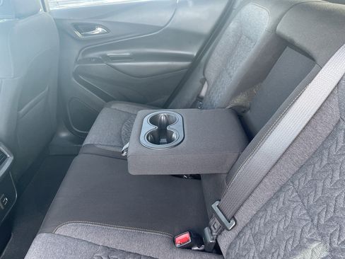 Used 2023 Chevrolet Equinox LT image 40