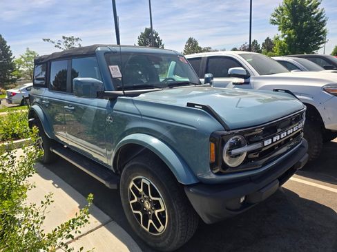 Used 2022 Ford Bronco Outer Banks AWD/4WD image 10