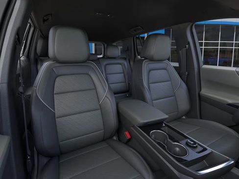 New 2026 Chevrolet Equinox LT w/ Convenience Package II AWD/4WD image 16