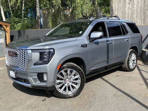 Used 2023 GMC Yukon Denali w/ Denali Reserve Package AWD/4WD image 1